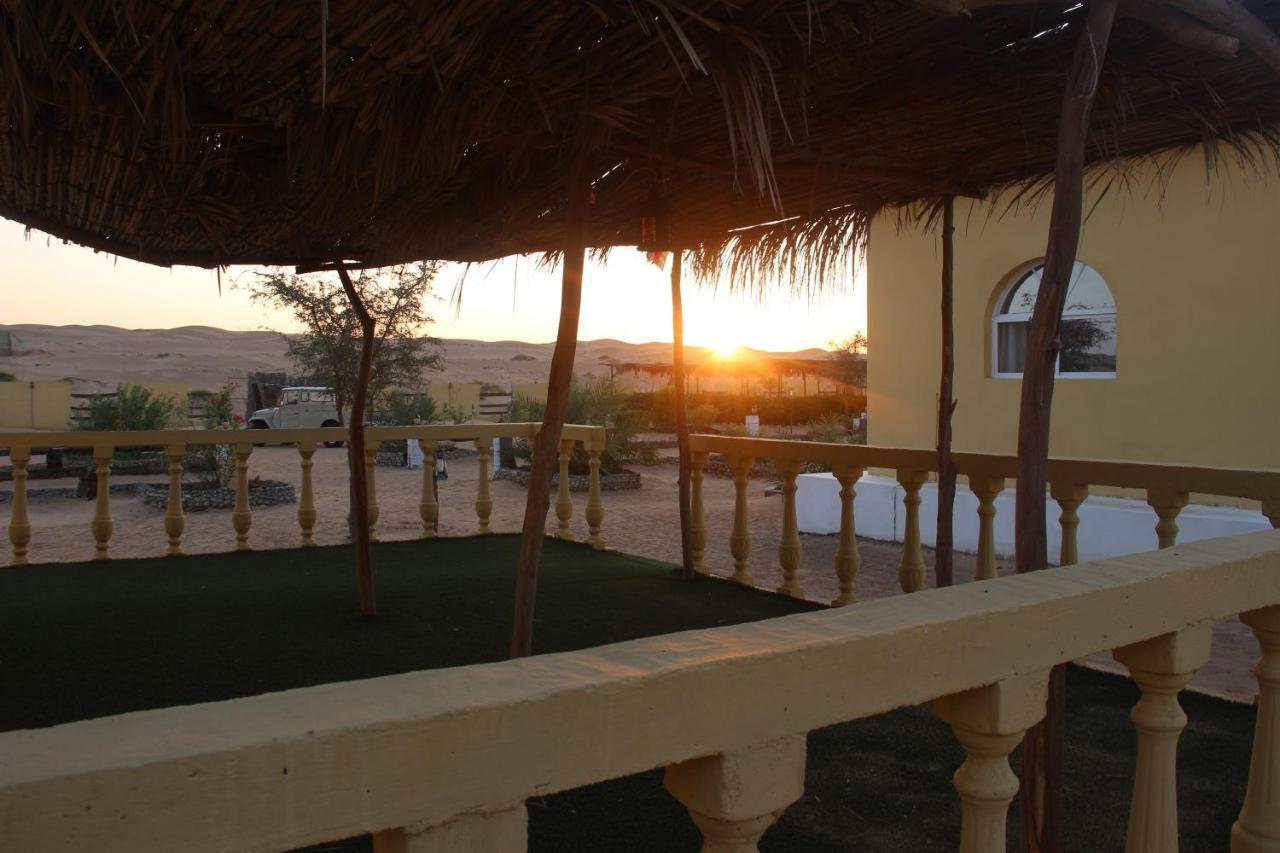 Отель Golden Palm Oasis Fulayj al Masha'ikh Экстерьер фото
